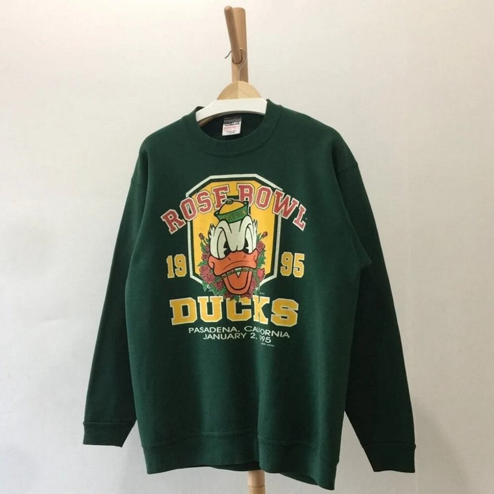 Vintage 1995 Rose Bowl Oregon Ducks Football Crewneck Sweatshirt, NCAA Shirt Tee